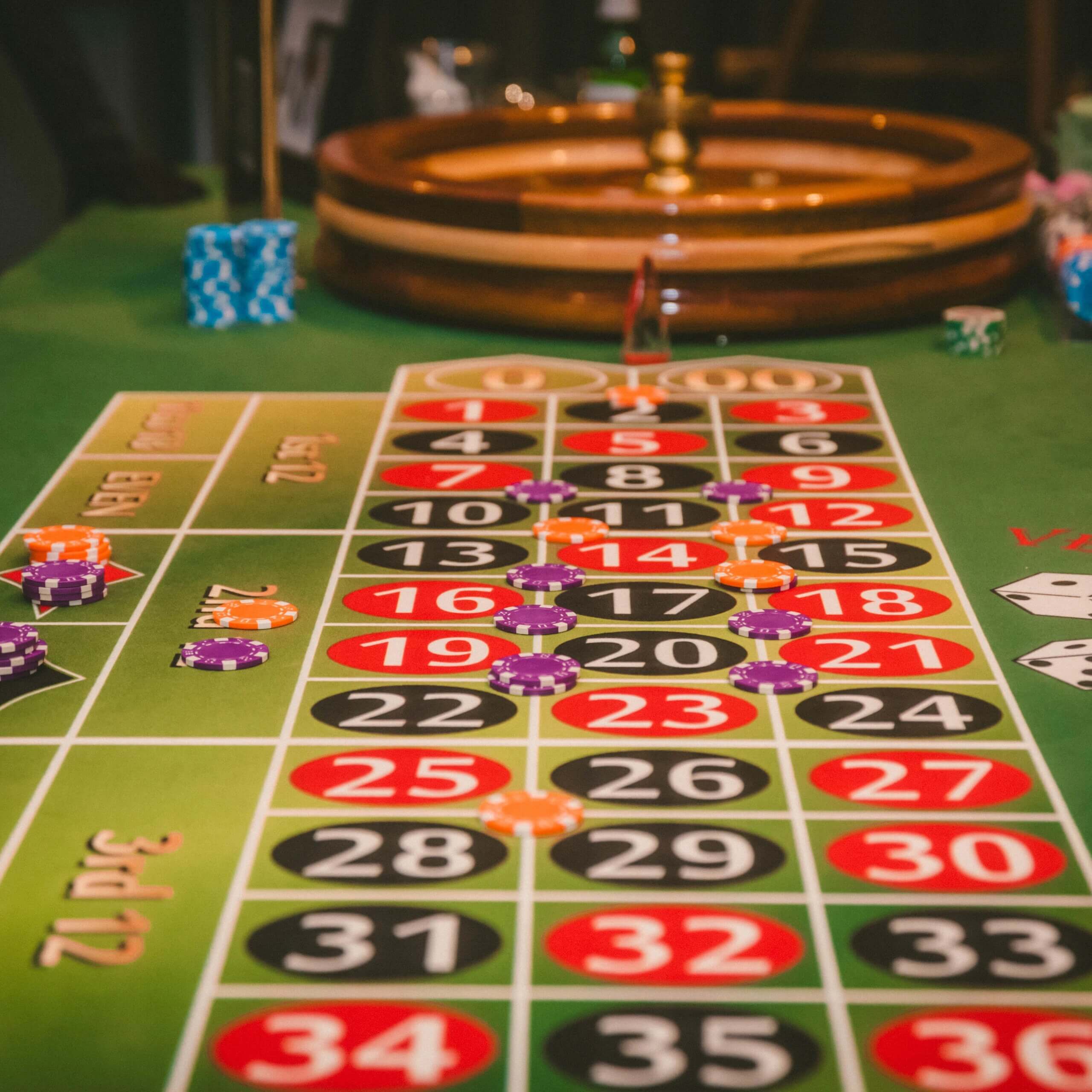 Traveling Casino Party roulette table